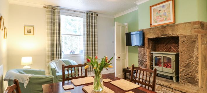 Knoll Cottage Отели в г. Бейквелл