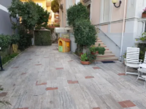 奧羅拉別墅酒店 佩斯卡拉酒店