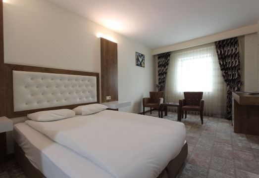 5. 카라만 켄트 오..