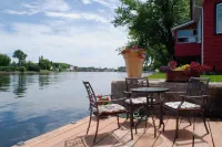 The Water's Edge Inn Hotels in Campbellford