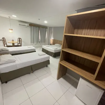 CR Hotel Bueno Hotels near Parque Vaca Brava