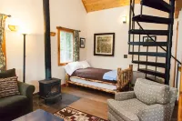 Homestake Lodge Hotels in Whitehall