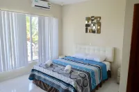 Hostería Casa Grande Pedernales Hotels in Pedernales