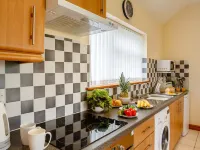 3 Black Horse Cottages - parking