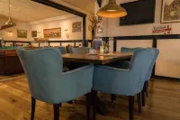 Hotel de Gulden Leeuw Hotels in Balk