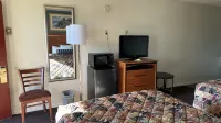 Economy Inn - Motels