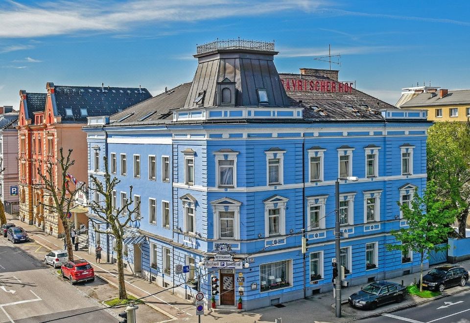 hotel overview picture
