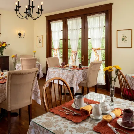 Palmer House Inn