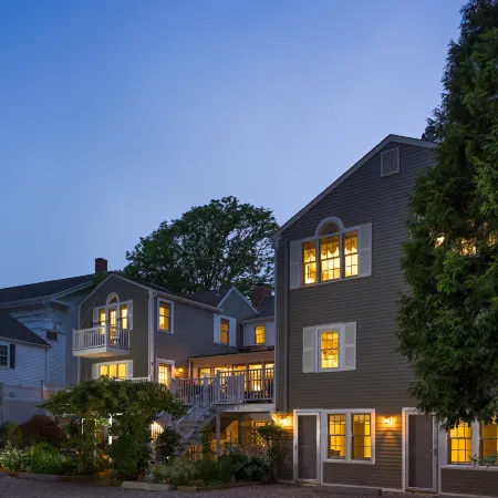 Old Harbor Inn