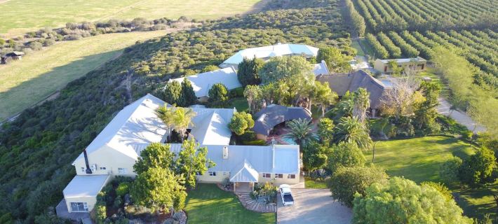 Kududu Guest House Hotels in Western District