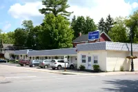 Bracebridge Inn Hotels near Rotary Centennial Gardens