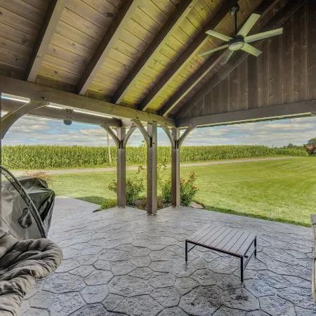 Patio and Yard Newly Built Retreat in Ronks!