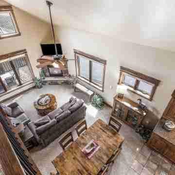 Twin Pines - EV #6132 Rooms
