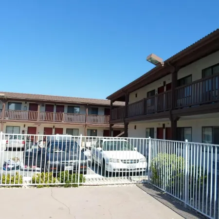 E-Z 8 Motel Newark
