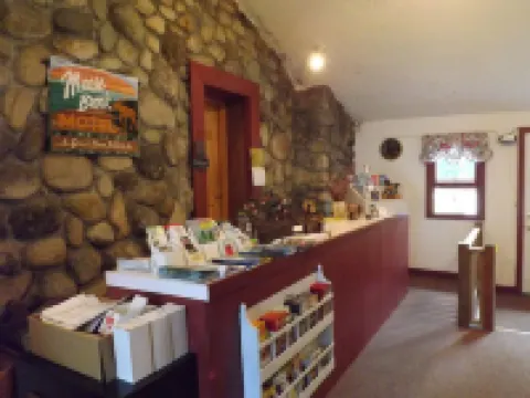 Moose Brook Motel Hotels in Gorham