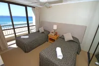 San Simeon Beachfront Apartments Tugun