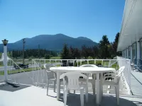 Round-up Motel Hotels in Clinton