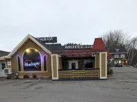 Hotel Motel de la Montagne Hotels in Saint-Pascal