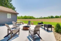 Spacious Massillon Log Cabin w/ Fire Pit! - 3-Star