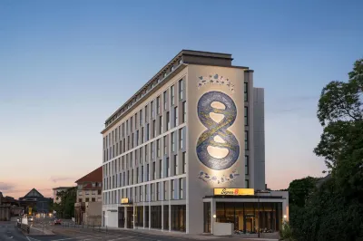 Super 8 by Wyndham Dresden Hotel in zona Hard Wax Dresden