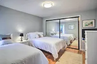 2 Mi to Beach: Retreat w/ Pool & Grill in Mashpee! - プール