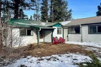 Near Fool Hollow Lake and Trails Family Cabin - 3-Star