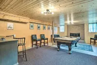 Pet Friendly Home w/ Hot Tub, Patio & Game Room! - 3-Star