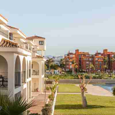 Hotel Puente Real Hotel Exterior