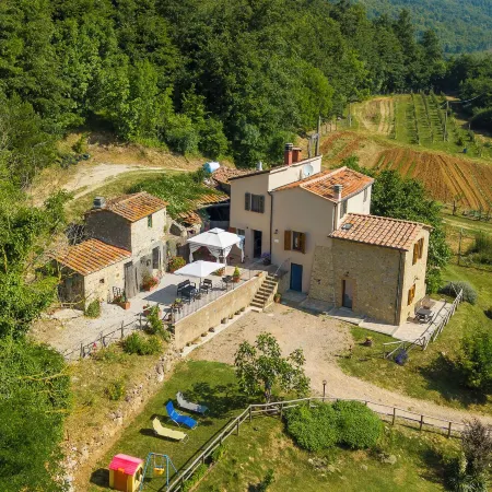 Podere del Ciacchi Among Tuscany Greenery - Happy Rentals