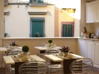 La Fontanina Suites Hotels near Plebiscito