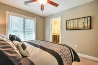 Downtown Townhome Walk to Dine and Shop on Broad St