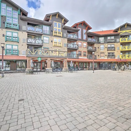 Ski-in/Out Condo in Snowshoe Mountain Resort!