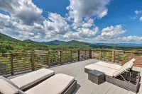 Luxe Asheville Home w/ Stunning Mountain Views! - parking