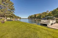 Lakefront Ludington Retreat w/ Kayaks & Fire Pit! - Wi-Fi