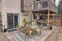 Manitou Springs Escape w/ A/C & Private Deck! - parking