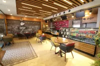 Ramada Encore by Wyndham Gebze - bar