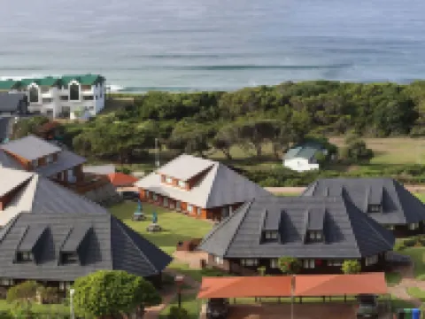 ブレントン オン シー コテージズ クニスナのホテル