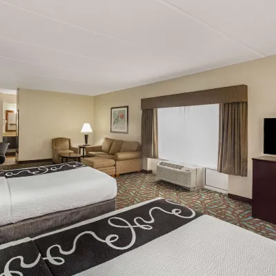 Comfort Inn & Suites Sarasota I75 Hotels near Bobby Jones Golf Complex