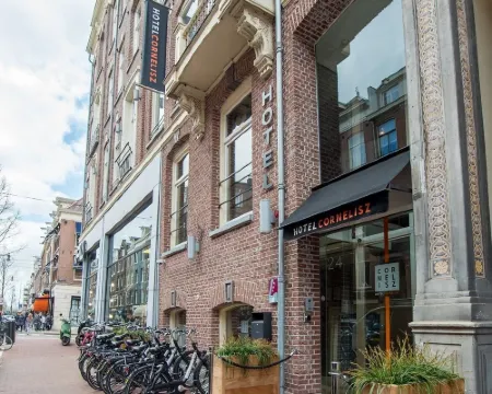 โฮเทล คอร์เนลิสซ์ โรงแรมในอัมสเตอร์ดัม