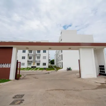 Cozy 2-Bedroom Retreat with Pool Access