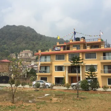 Drongpa Suites