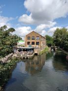 Canalside Chic – Your London Escape Starts Here!  Wifi and Airport Transfers