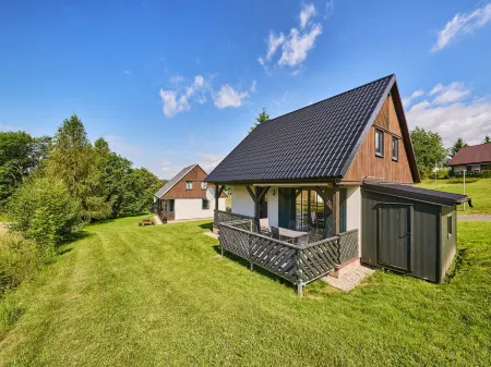 Holiday Hill 41 Отели в г. Черни Дул