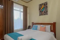 Sans Hotel Kumbang Yogyakarta Hotel di Kecamatan Umbulharjo