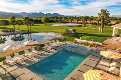 40-Acre Estate Priv Lake Tennis Golf Green Soccer Buena Vista by AvantStay Hotels in 