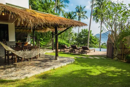 Koh Tao Heights Boutique Villas Отели рядом с достопримечательностью «Shark Bay»