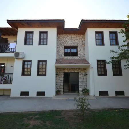 Saray Hotel