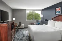 Four Points by Sheraton Kalamazoo Hotels in Portage