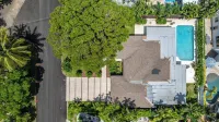 Ocean Breeze Villa 3 Bdr, Pool - 4-Star