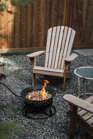 Bright & spacious 1 bedroom suite by the beach!